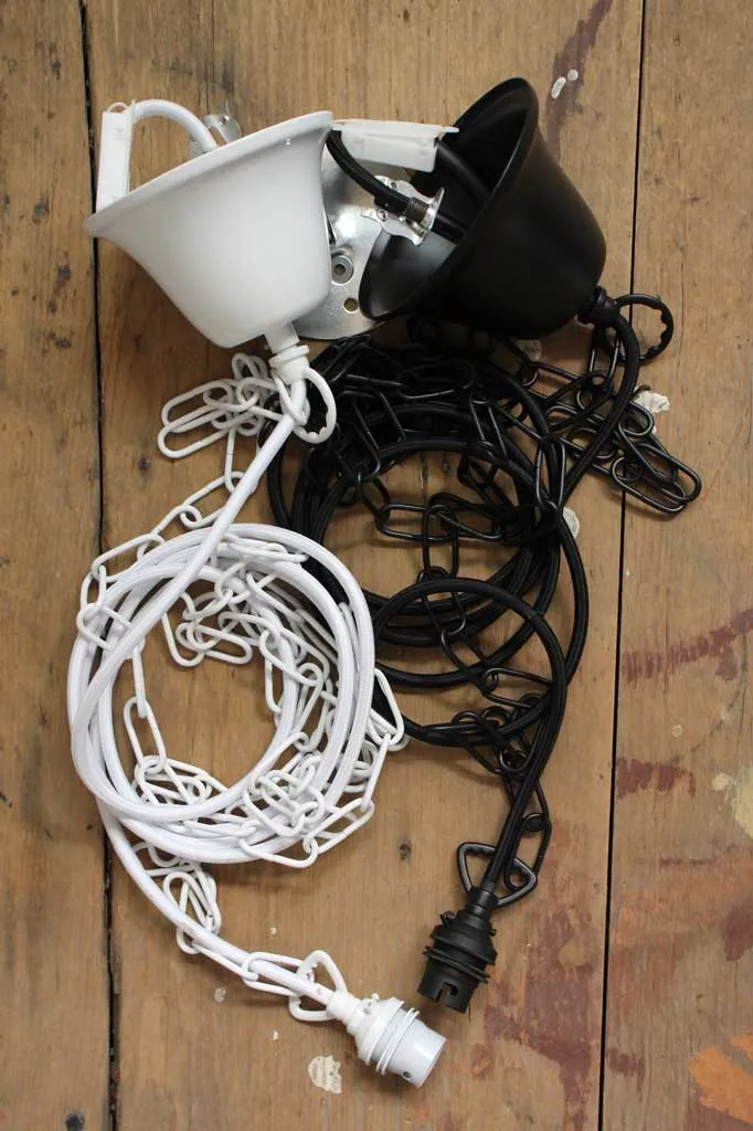 Auberge Pendant Light