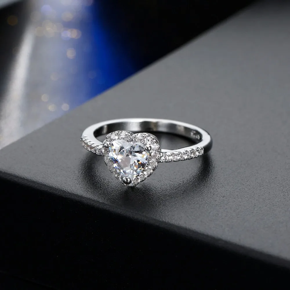 Fashion Crystal Heart Shaped Wedding Rings Women&#39;s Zircon Engagement Rings Glamour Jewelry