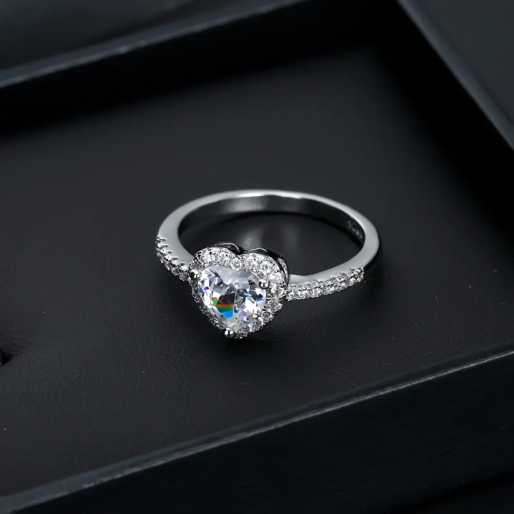Fashion Crystal Heart Shaped Wedding Rings Women&#39;s Zircon Engagement Rings Glamour Jewelry
