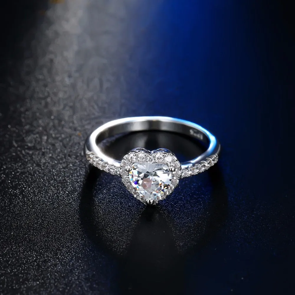 Fashion Crystal Heart Shaped Wedding Rings Women&#39;s Zircon Engagement Rings Glamour Jewelry