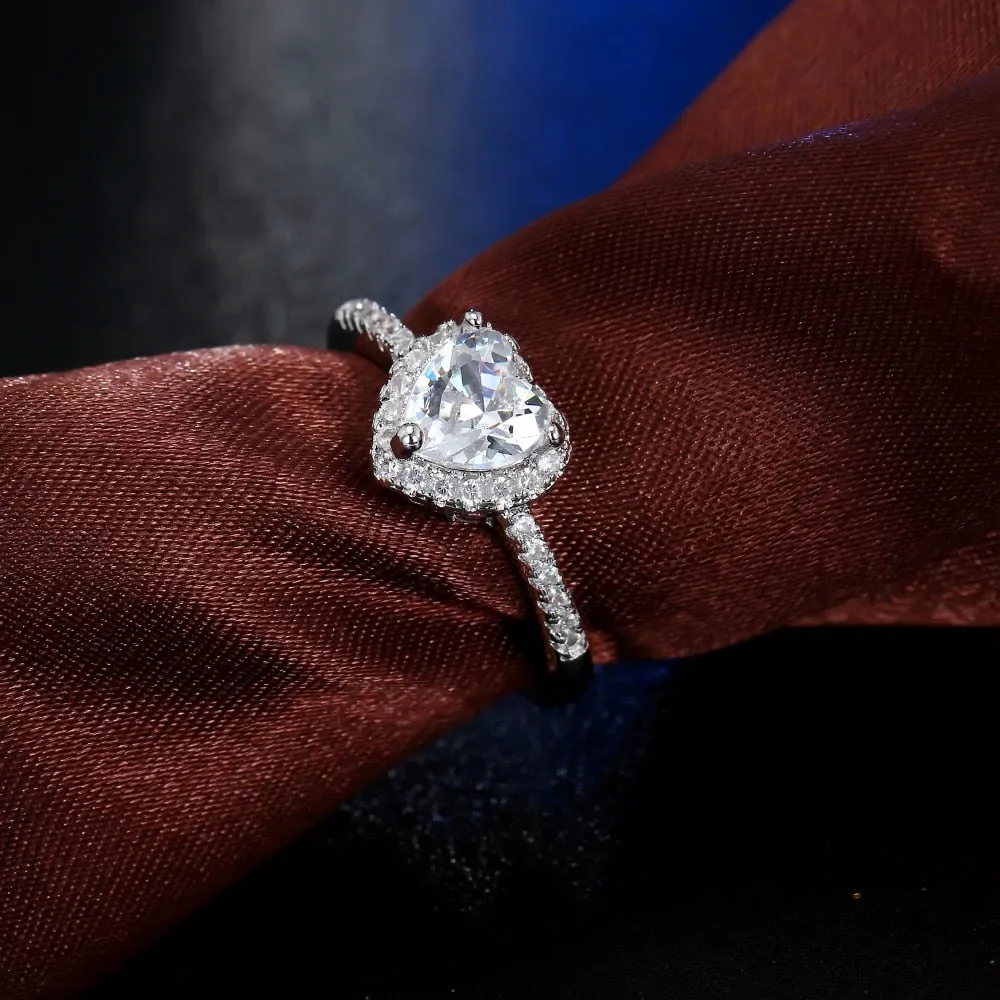 Fashion Crystal Heart Shaped Wedding Rings Women&#39;s Zircon Engagement Rings Glamour Jewelry