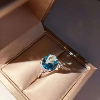 Hot sale New Design Luxury Big Oval CZ Ring Golden Color Wedding ring  Fine Jewelry for Women