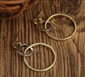 Mixed Metal Circle Dangle Earrings