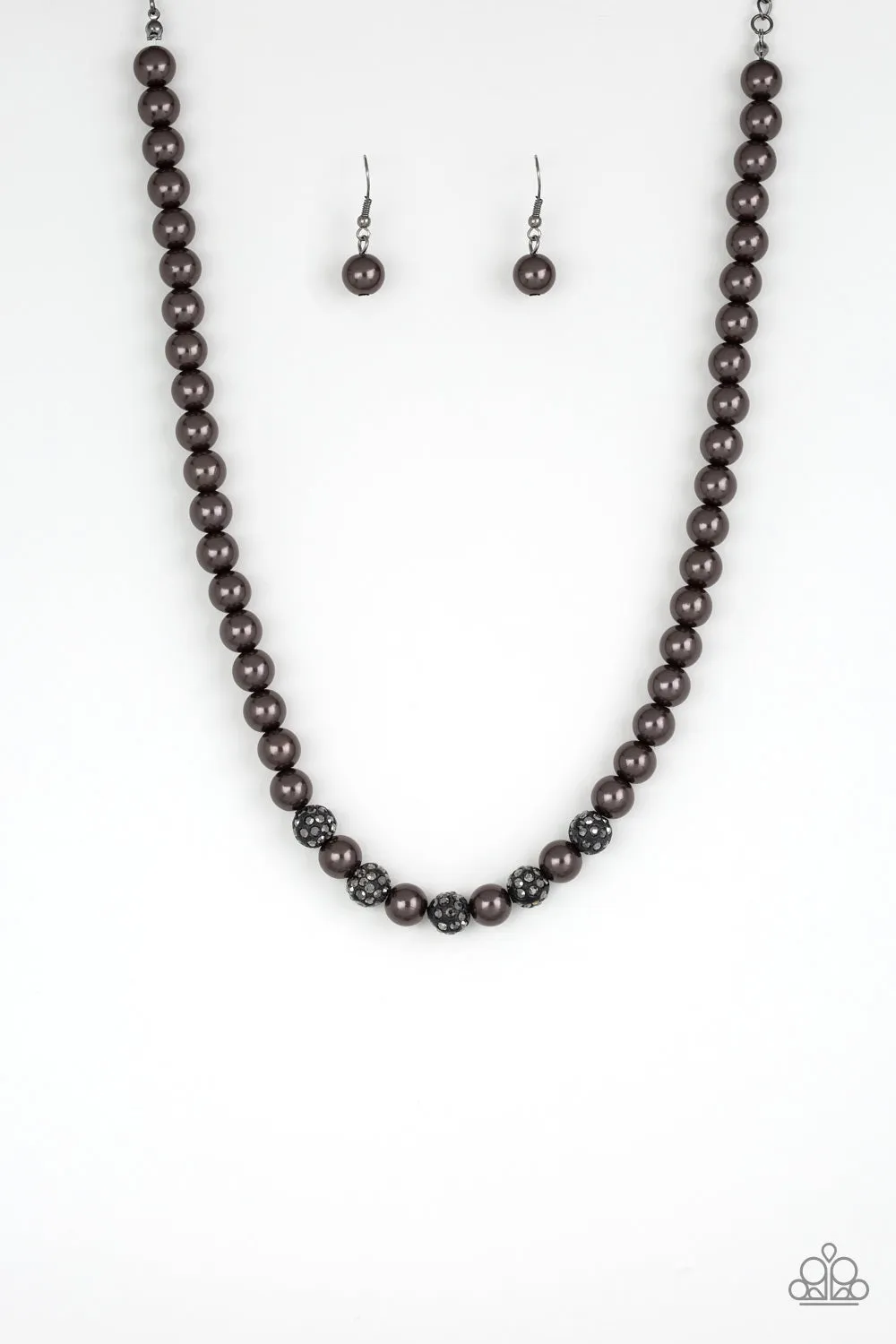 Paparazzi Posh Boss - Black