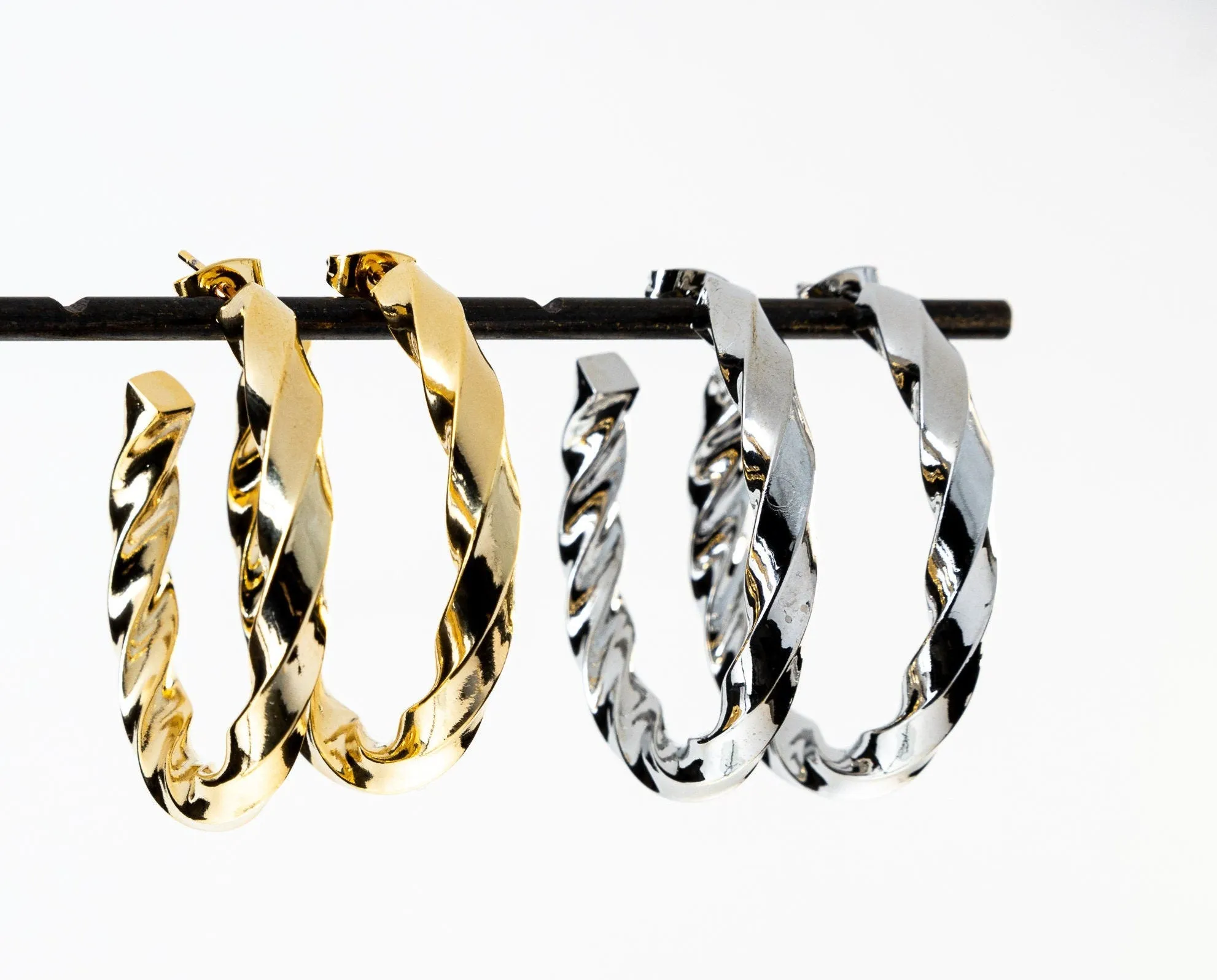 Twisted Hoop earrings